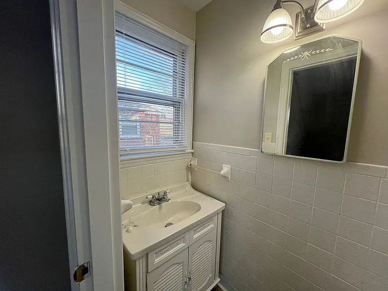 206 Connecticut Ave — Photo 13