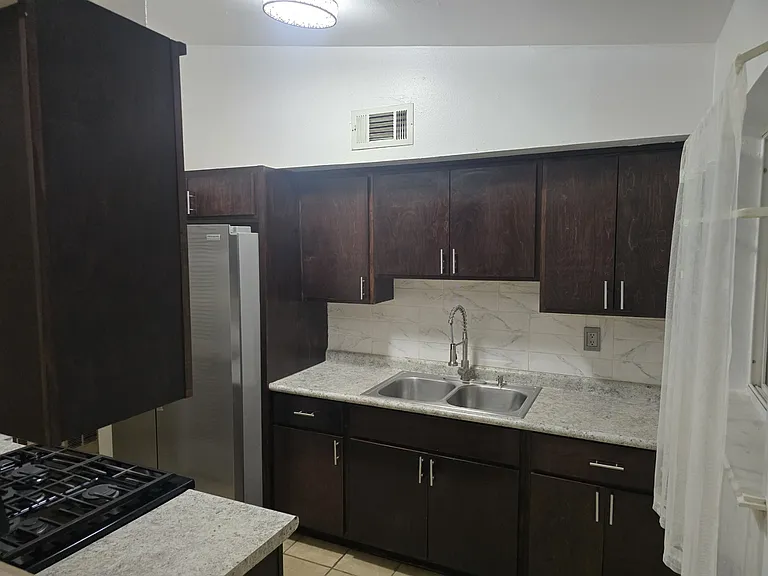 5828 Blackhawk Dr — Photo 9