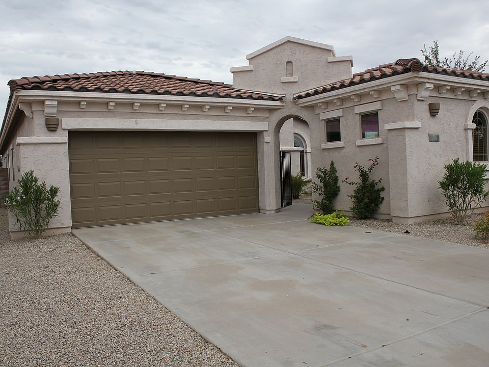 1st image of 978 E Indian Wells Pl
