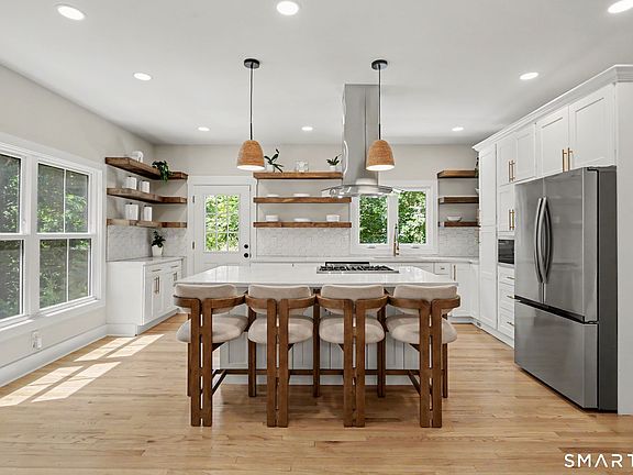 5th image of 143 Old Hyde Road