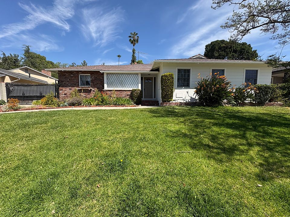 1st image of 337 Knight Way
