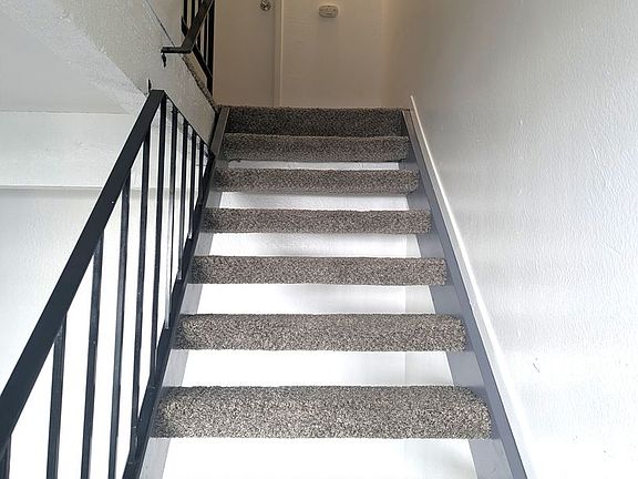 5th image of 2322 Q St #15-21