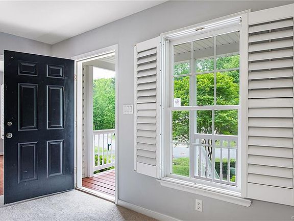 3rd image of 7477 Mountain Lily Ln