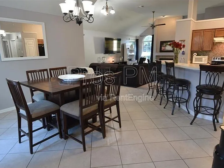 4108 Goodnight Cir — Photo 4
