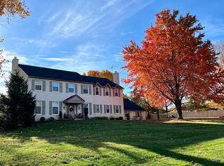 1346 Nathan Hale Dr, Phoenixville, PA 19460