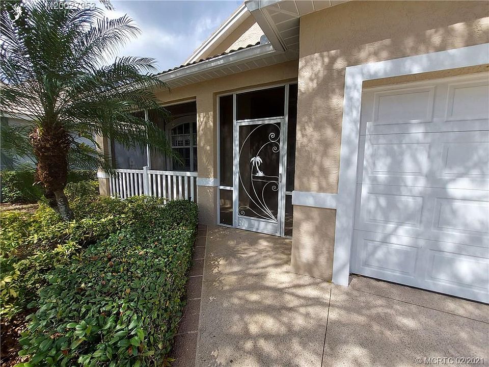 1st image of 858 NW Sarria Ct