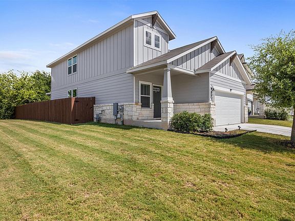 2nd image of 968 Sun Grove Trl