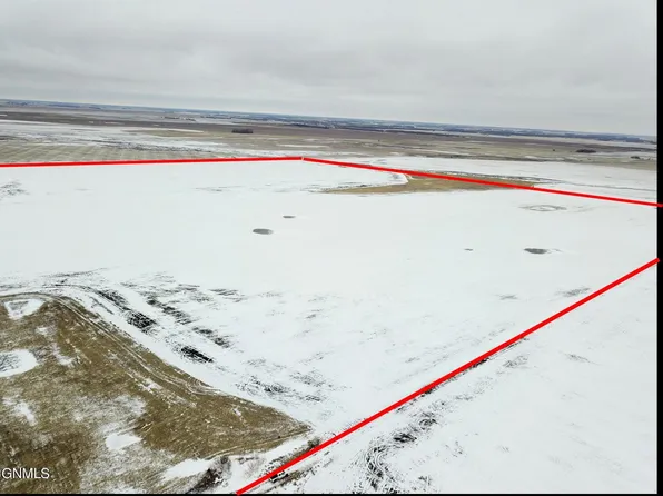 88th St NE, Bottineau, ND 58318