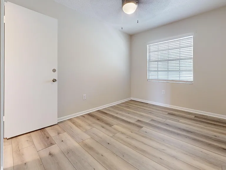 The Henry Apartments — Photo 55