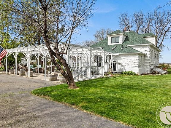 2nd image of 5546 Neibauer Rd