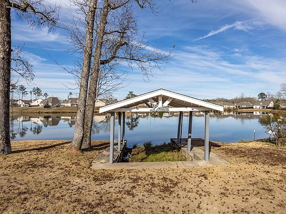 5th image of 6804 Admiral Dr