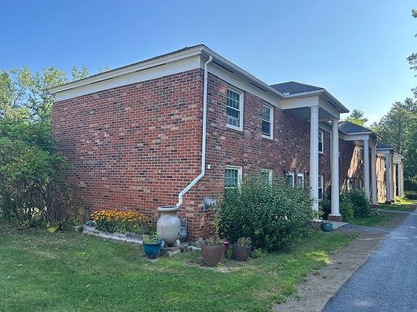 425 Dorset St UNIT 8