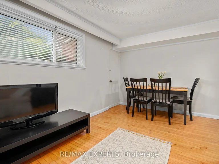 423A Valermo Dr #BASEMENT — Photo 14