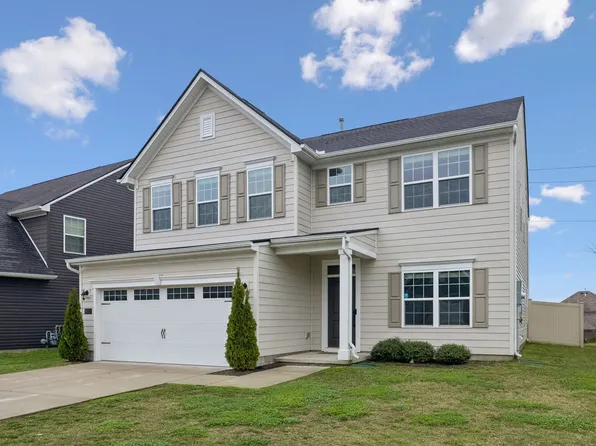 833 Raintree Dr, Smyrna, TN 37167