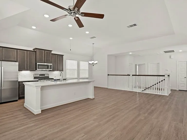 11422 Waterford Spring Trl — Photo 8