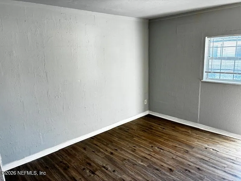 1 bed, 1.0 bath, 420 sqft, $750 — Photo 3