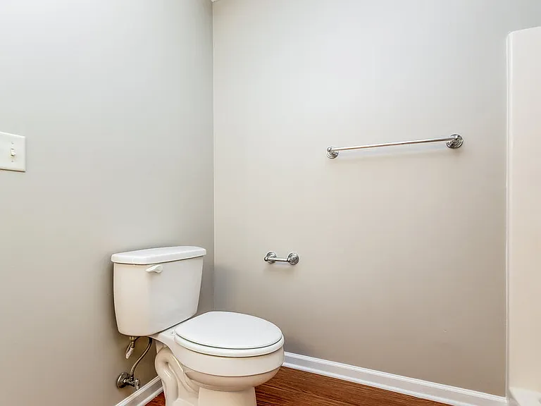 173 Waters Edge Dr — Photo 14