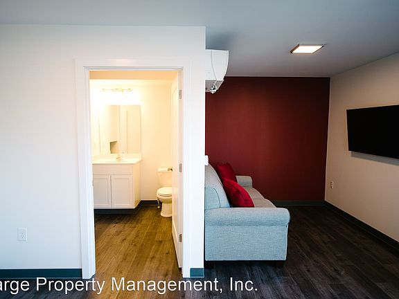5th image of 115 N Dunn St APT 5