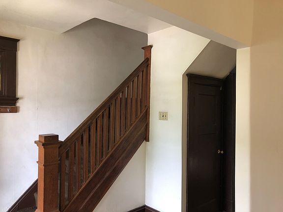 2nd image of 1212 Blanchard Ave