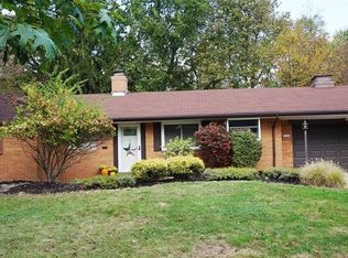 5743 Parkland Dr, Parma, OH