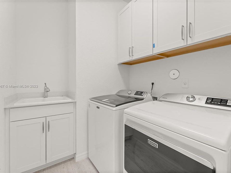 Rentlinx10