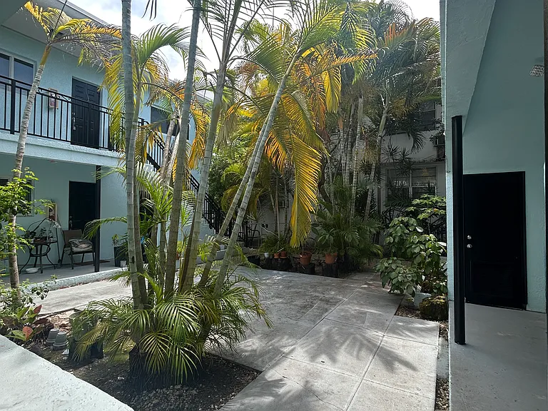 1945 Calais Dr #3 — Photo 14