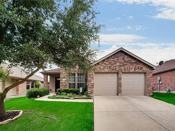 2nd image of 368 Bayberry Dr