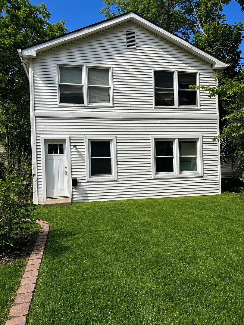 1139 Sewall Ave. — Photo 1