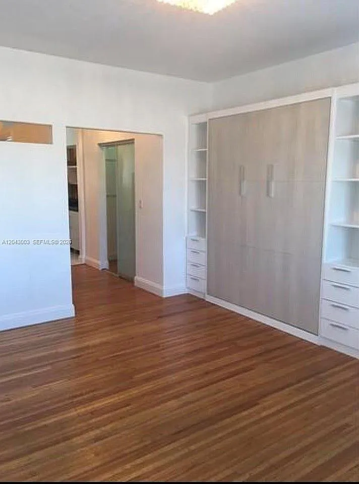 The Loft At Byron Condo — Photo 2