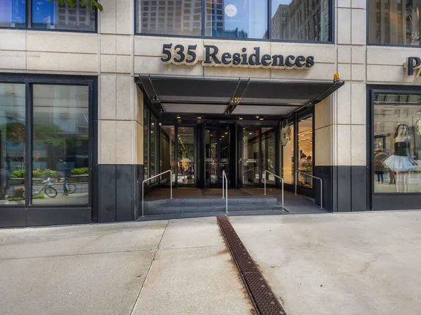 535 N Michigan Ave APT 2306, Chicago, IL 60611