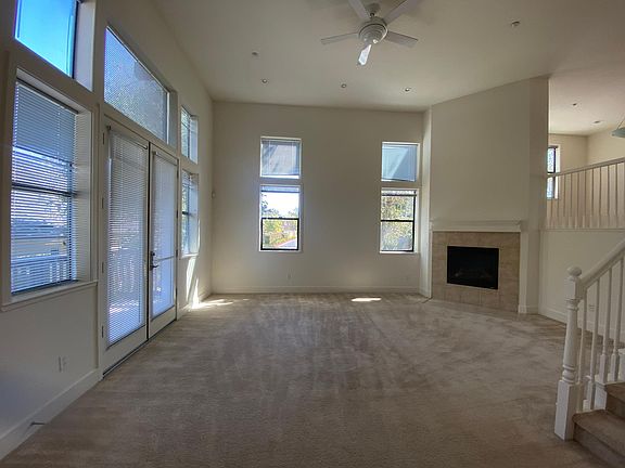 4th image of 4201 Juniper Ln Unit O