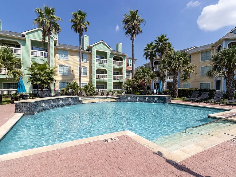 7000 Seawall Blvd #114 — Photo 34