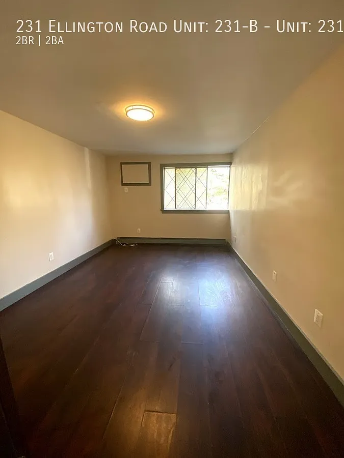 2 bed, 1.5 bath, 1050 sqft, $1,950 — Photo 4