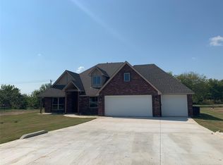 3805 E 130th Pl N, Skiatook, OK 74070