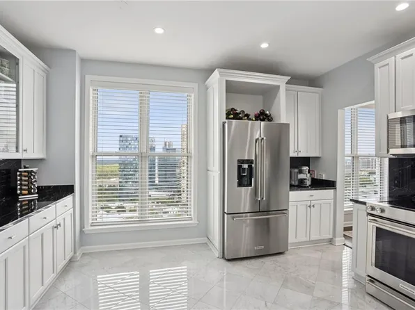 3334 Peachtree Rd NE APT 1908, Atlanta, GA 30326