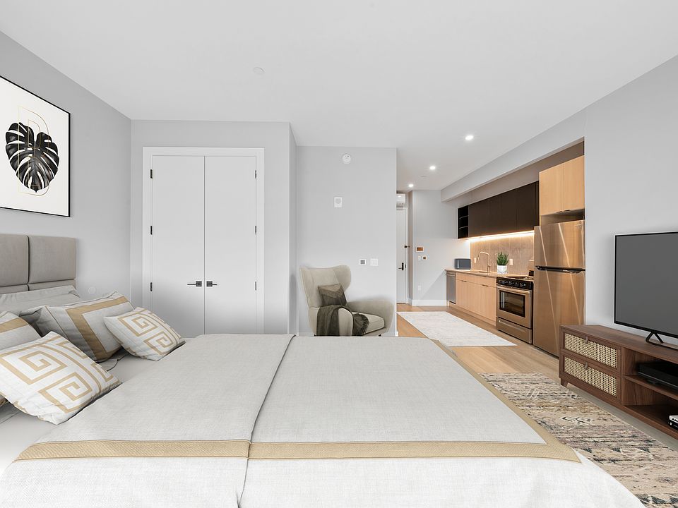 1st image of 26-25 4th St #1105