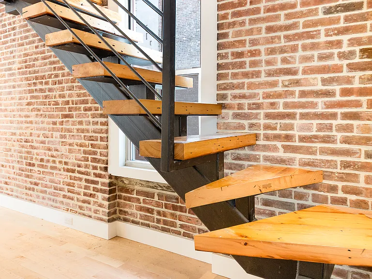 226 E 22nd St #5 — Photo 9