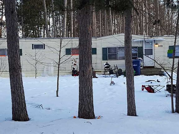 3rd image of 2021 Needle Dr W