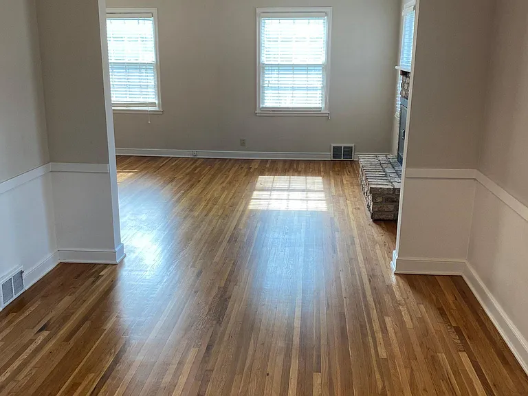 2207 Girard Ave S #1 — Photo 4