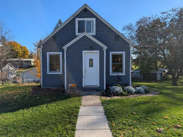 1450 4th Ave, Cumberland, WI 54829