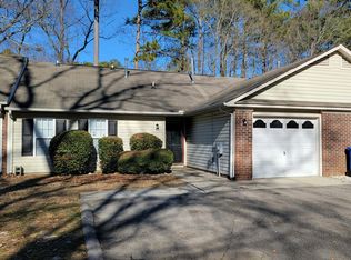 513 Lumberly Ln, Fayetteville, NC 28303