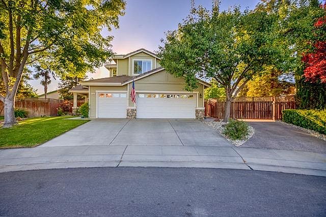 1st image of 6 Tadlock Pl
