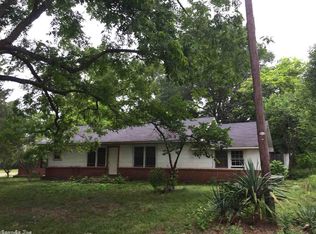 103 E Spruce St, Bloomburg, TX 75556