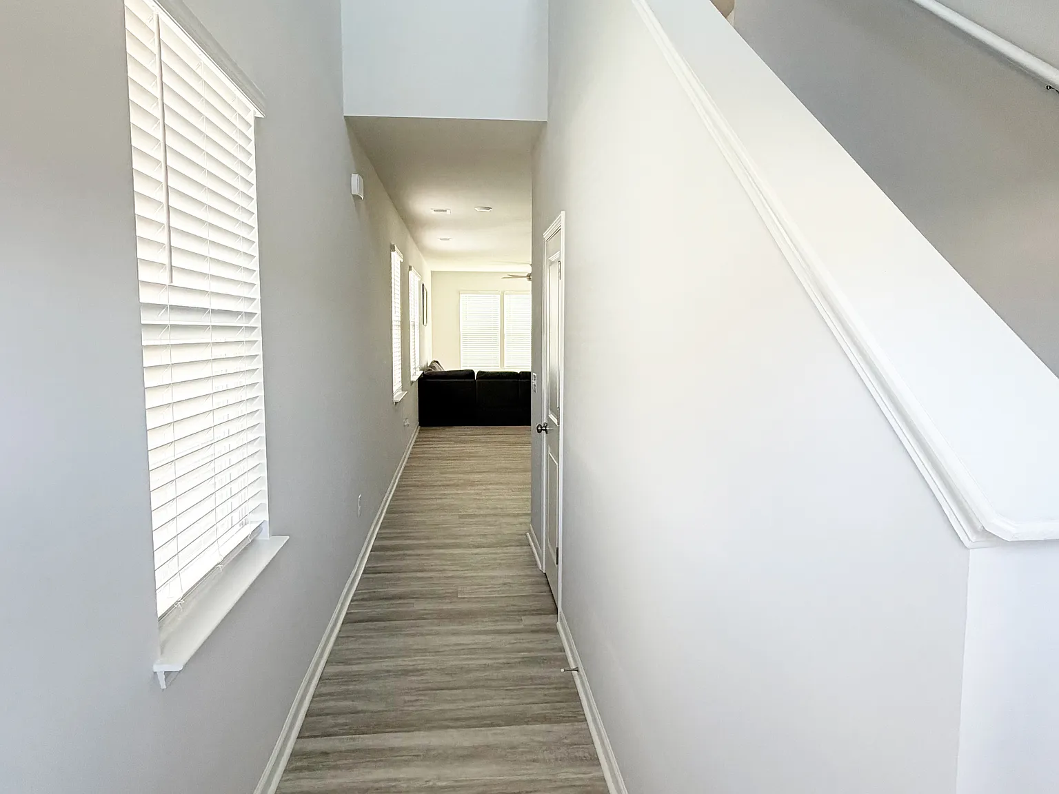 4 bed, 2.5 bath, 2046 sqft, $1,900 — Photo 4