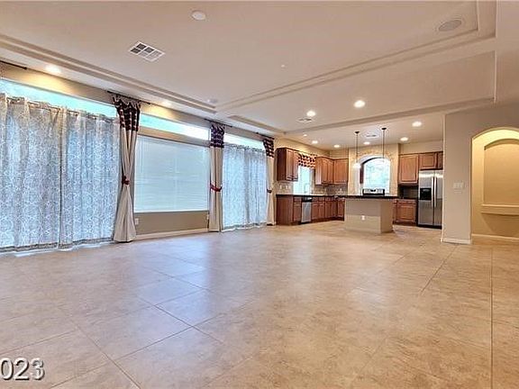 4th image of 8516 Silver Coast St