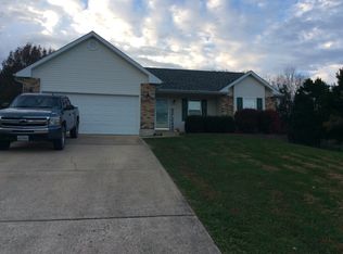 7740 Meadow View Cir, Union, MO 63084