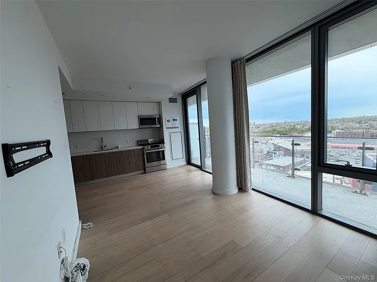 131-01 40th Rd #PH2P — Photo 5