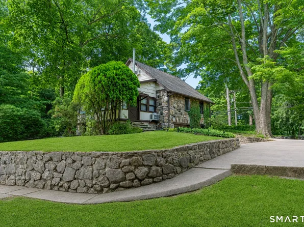 296 Bennetts Farm Road, Ridgefield, CT 06877
