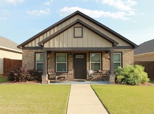 108 Glennbrooke Ln, Prattville, AL 36066