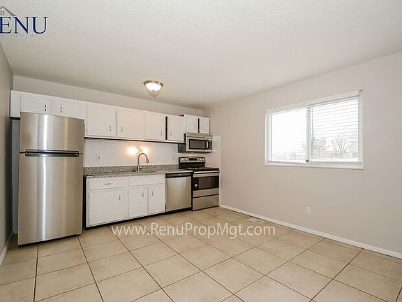 4th image of 2260 Central Parkway Dr